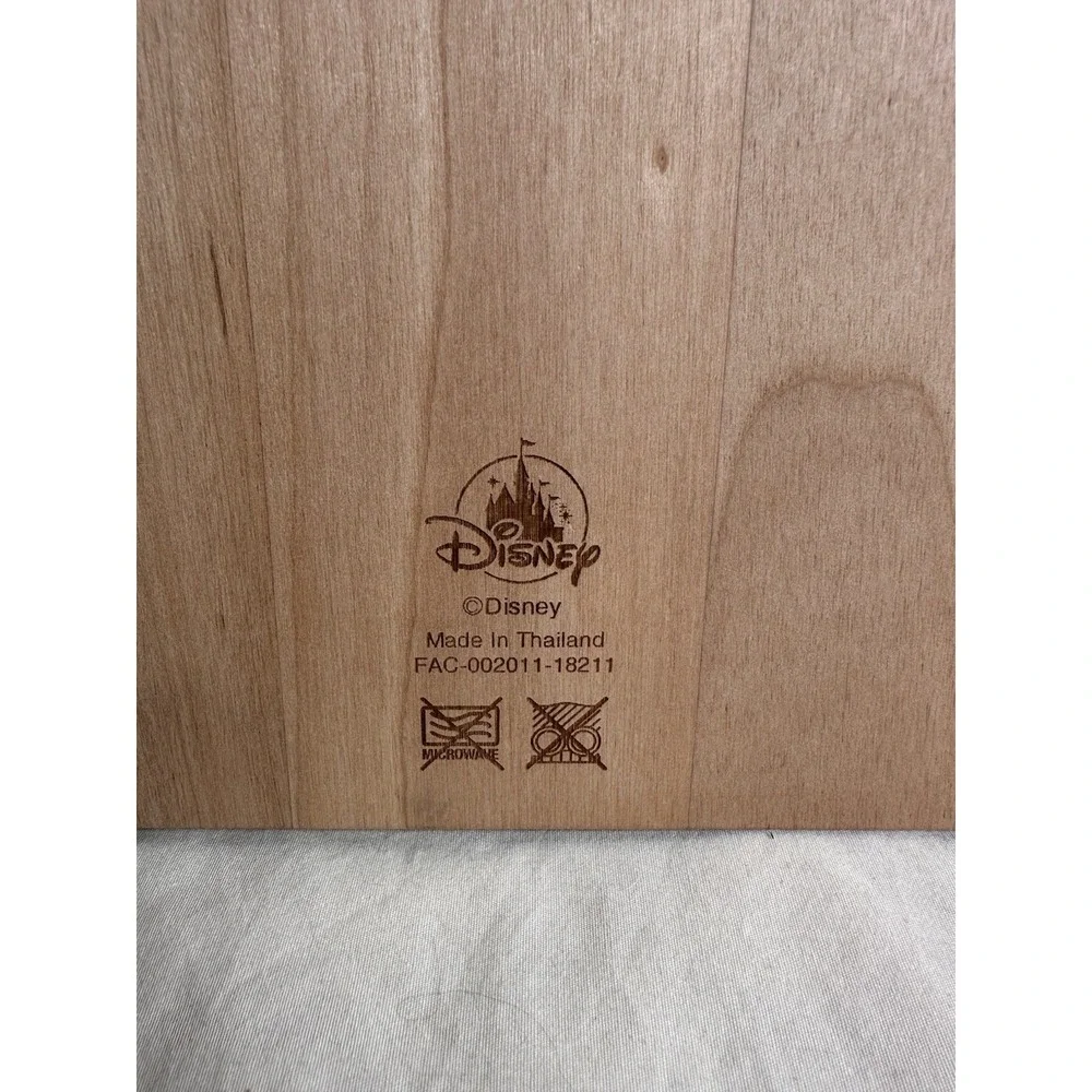 Disney Parks‎ Santa Mickey Merry & Bright Wooden Cheese Board Cutting Board